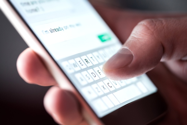 How to View Text Messages Sent and Received [on iPhone & Android]