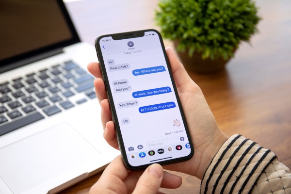 Jak zhakować czyjś iMessage i ujawnić wszystkie swoje wątpliwości?