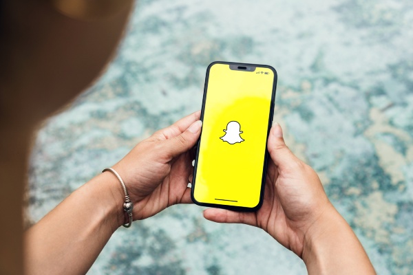 De 10 beste Snapchat-spionappene for iPhone og Android